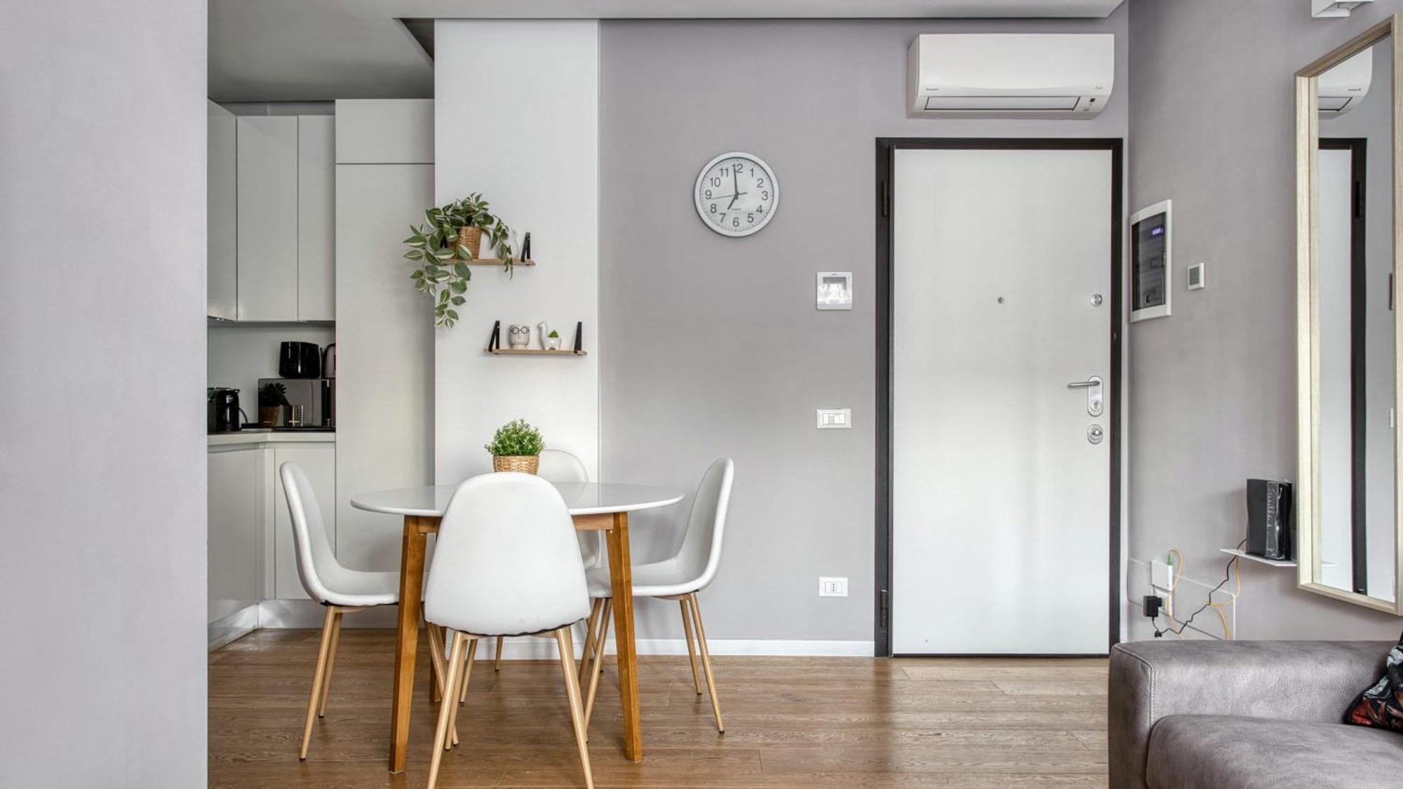 Ideal Rent - Bruschetti 6 *